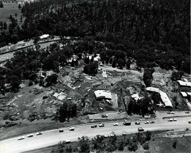 Scene1972flood004.jpg